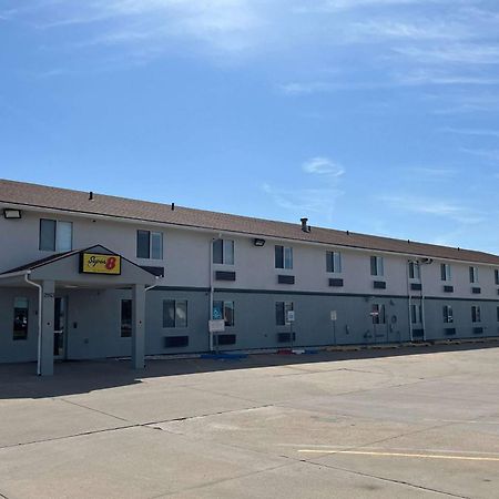 Super 8 By Wyndham Emporia Motel Eksteriør bilde
